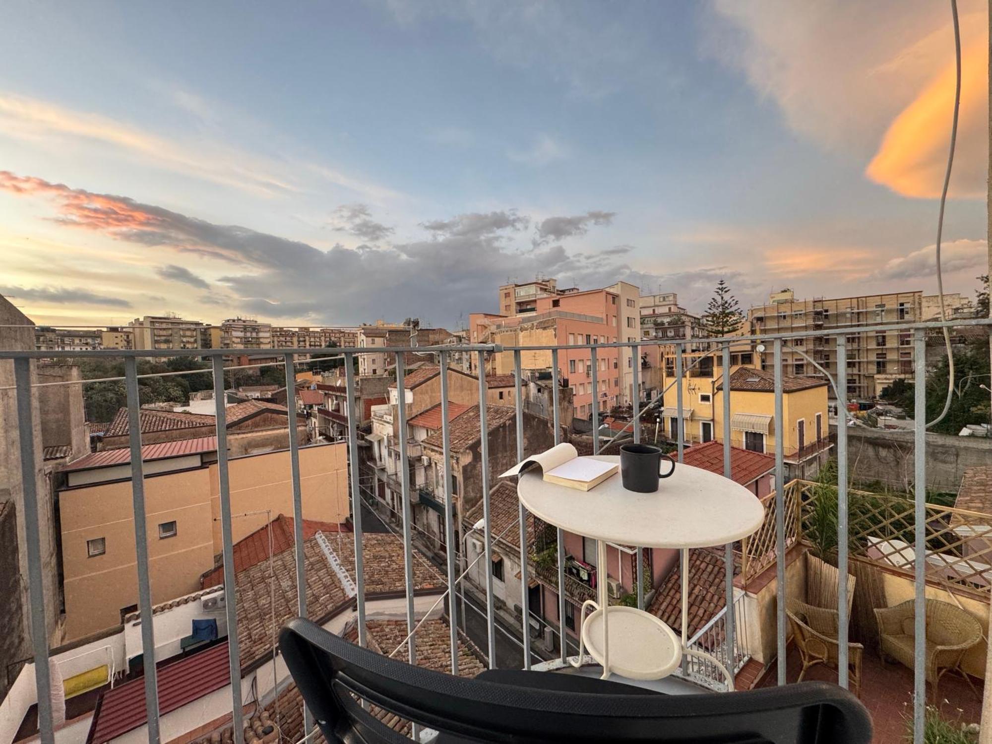 Attico Agora - Elegante Duplex Nel Cuore Di Catania Exterior photo