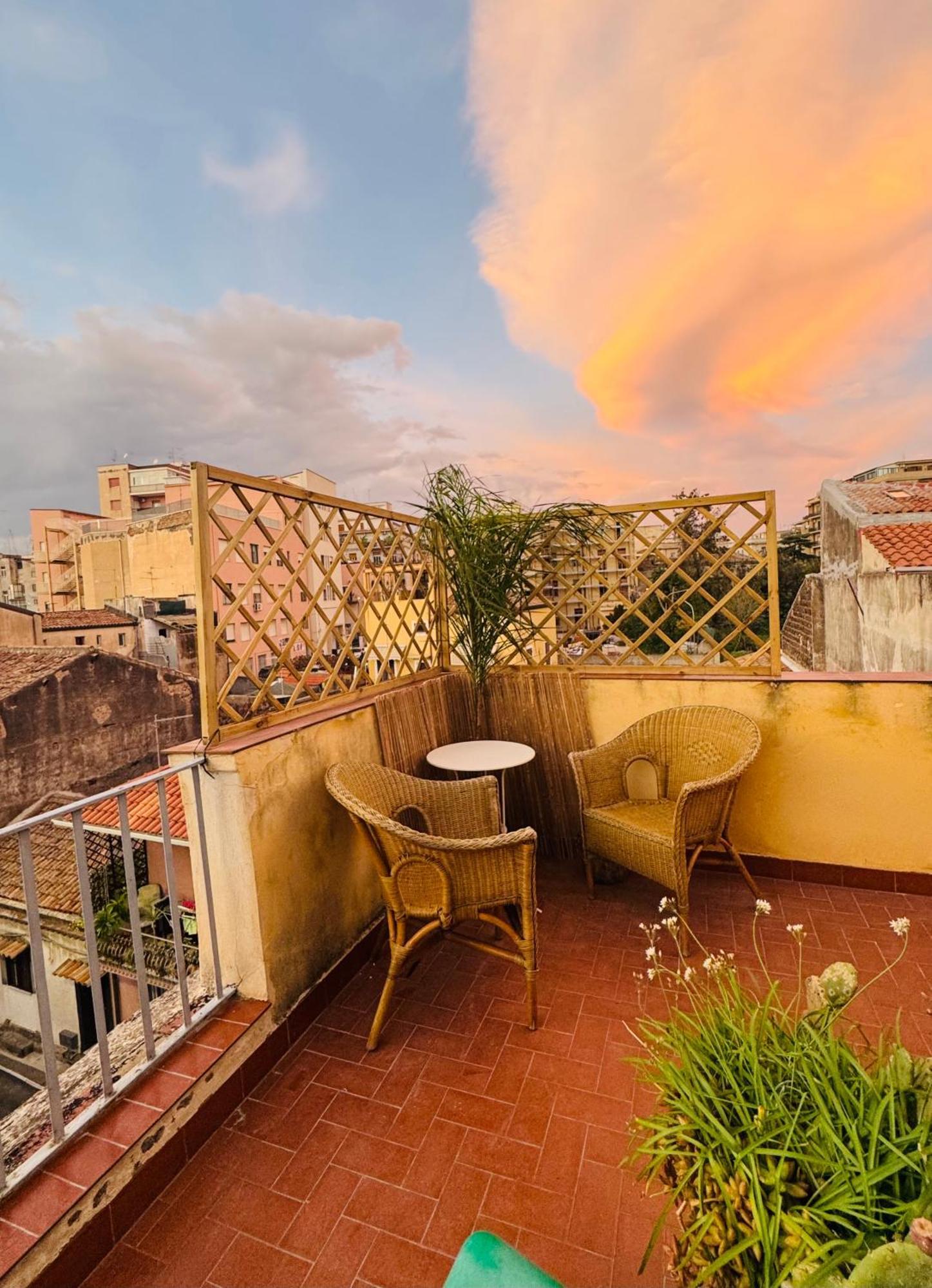 Attico Agora - Elegante Duplex Nel Cuore Di Catania Exterior photo